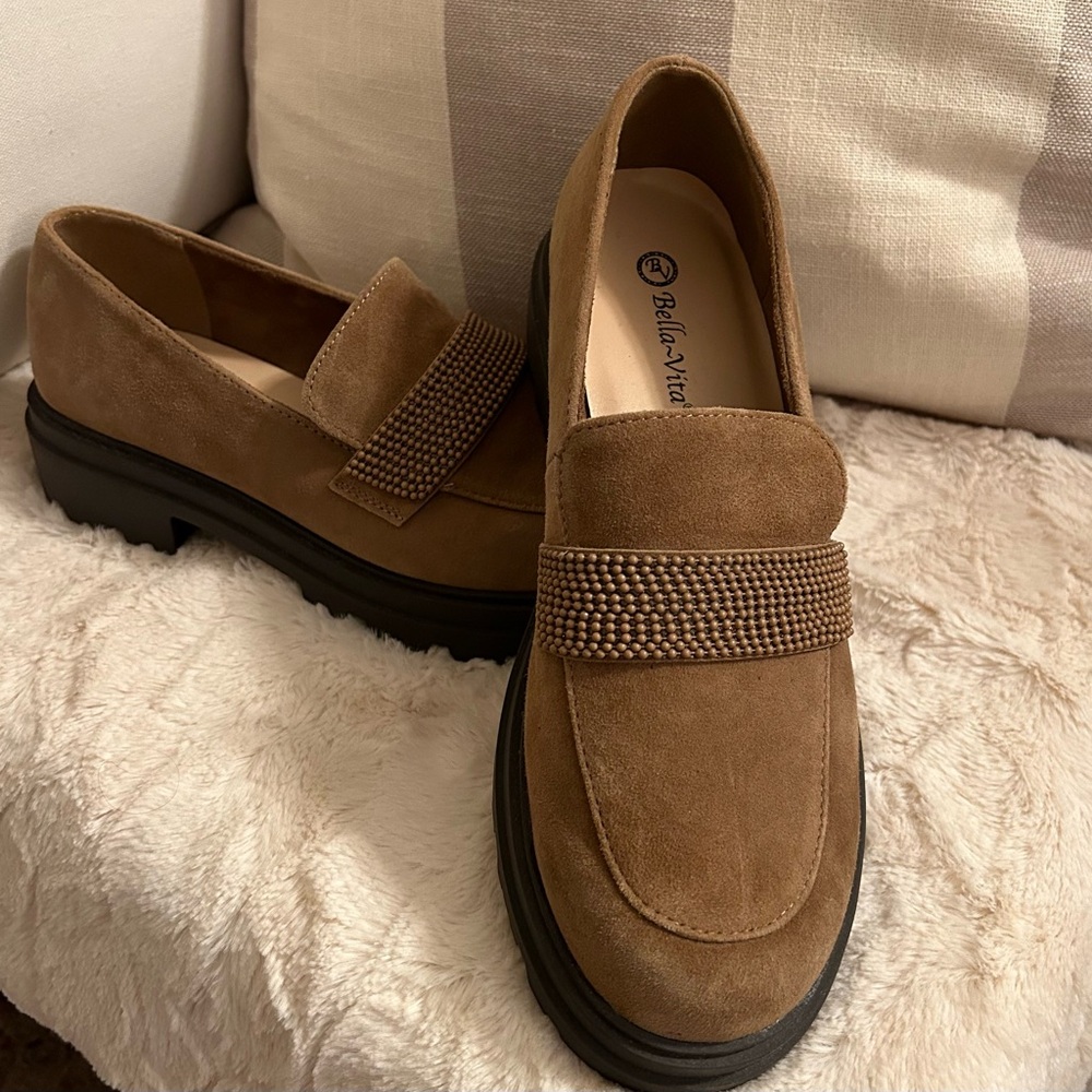 Bella Vita Paz suede loafers. 8.5 W
